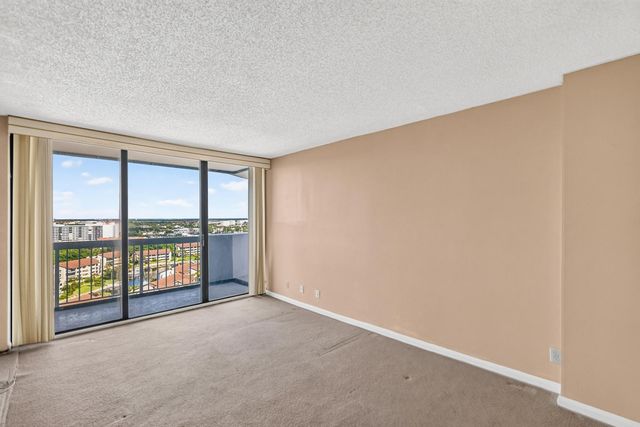 123 Lakeshore Drive 1945, North Palm Beach, FL 33408