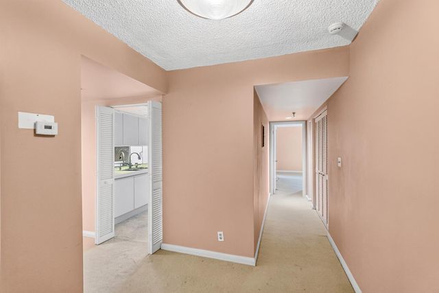 123 Lakeshore Drive 1945, North Palm Beach, FL 33408