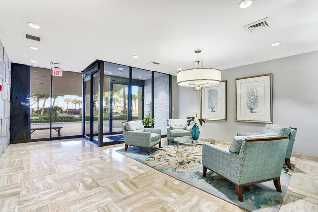 123 Lakeshore Drive 1945, North Palm Beach, FL 33408
