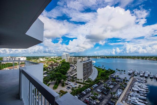 123 Lakeshore Drive 1945, North Palm Beach, FL 33408