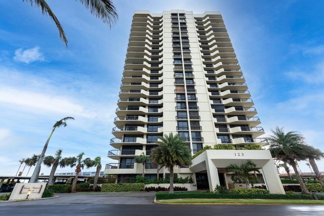 123 Lakeshore Drive 1945, North Palm Beach, FL 33408
