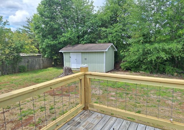 108 County Road 621, Etowah, TN 37331
