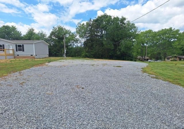 108 County Road 621, Etowah, TN 37331