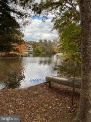 7 PONTIAC DR, Medford, NJ 08055