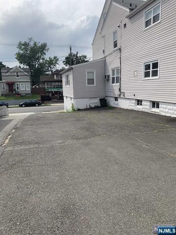 89 Lincoln Avenue, Fair Lawn, NJ 07410