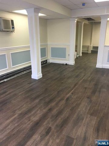 89 Lincoln Avenue, Fair Lawn, NJ 07410