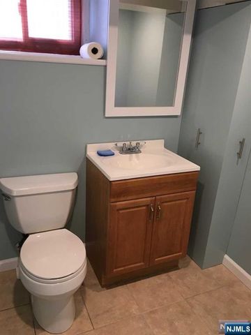 89 Lincoln Avenue, Fair Lawn, NJ 07410