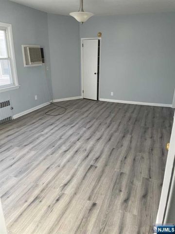 89 Lincoln Avenue, Fair Lawn, NJ 07410