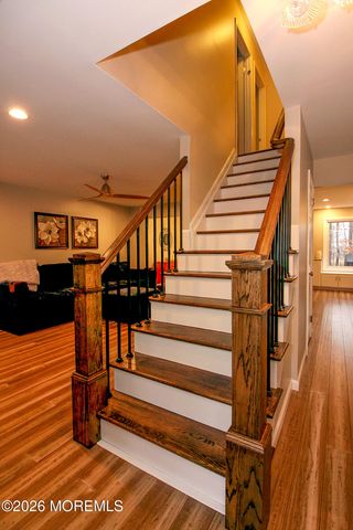 14 Kiwi Loop, Howell, NJ 07731