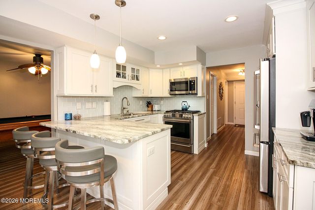 14 Kiwi Loop, Howell, NJ 07731