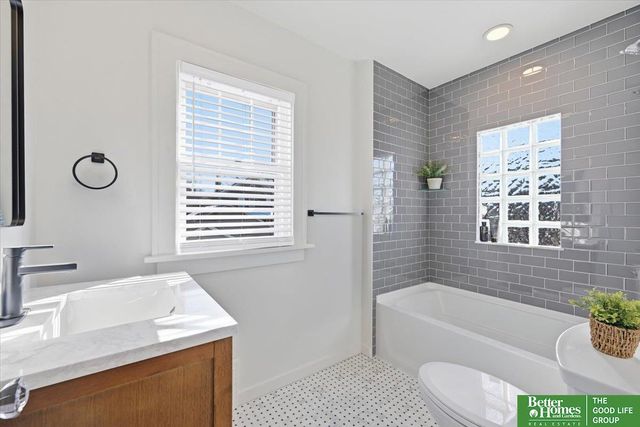 5639 Emile Street, Omaha, NE 68106