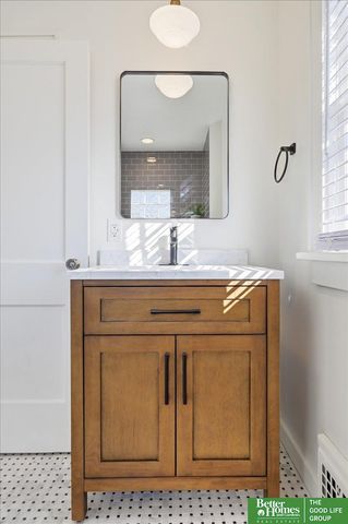 5639 Emile Street, Omaha, NE 68106