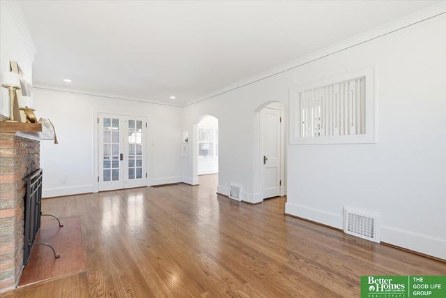 5639 Emile Street, Omaha, NE 68106