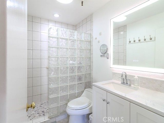 18900 Delaware, Huntington Beach, CA 92648