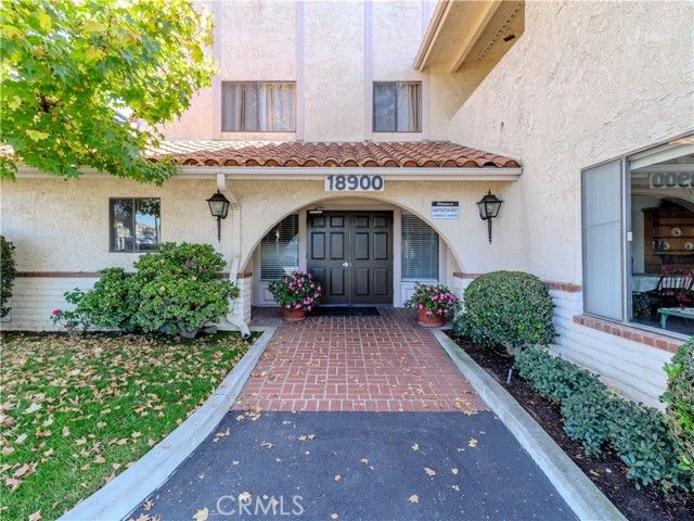 18900 Delaware, Huntington Beach, CA 92648