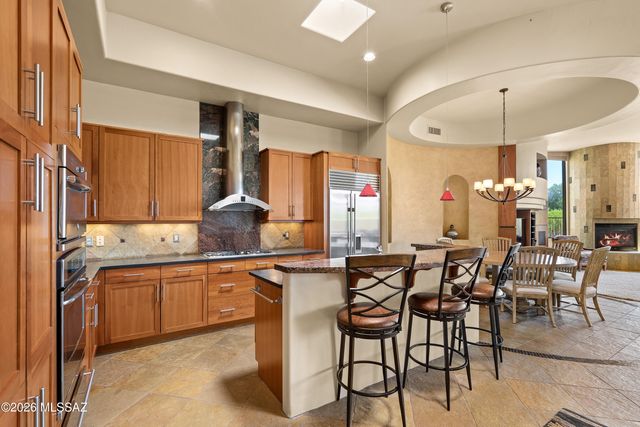 13854 N Open Green Drive, Oro Valley, AZ 85755