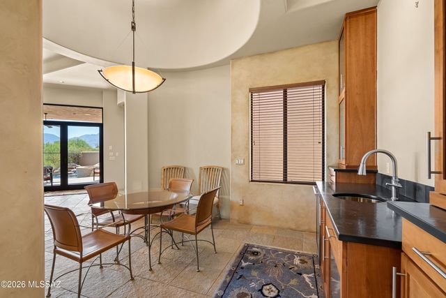13854 N Open Green Drive, Oro Valley, AZ 85755