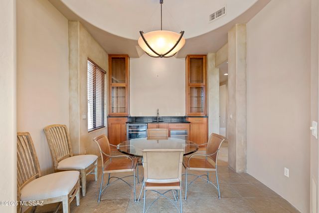 13854 N Open Green Drive, Oro Valley, AZ 85755