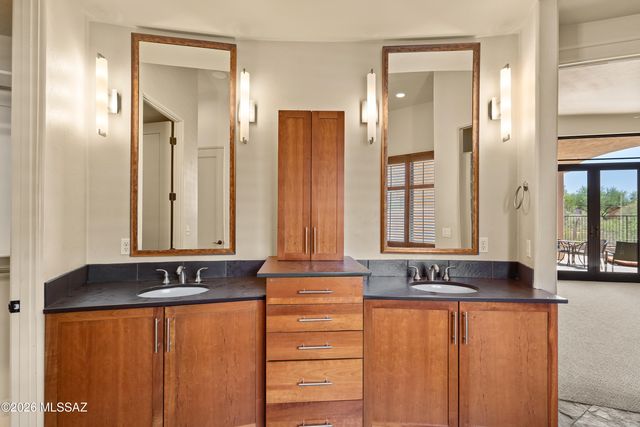 13854 N Open Green Drive, Oro Valley, AZ 85755