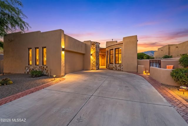 13854 N Open Green Drive, Oro Valley, AZ 85755
