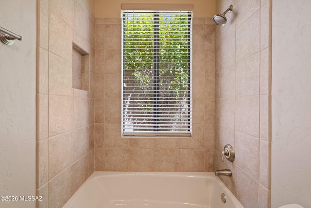 13854 N Open Green Drive, Oro Valley, AZ 85755
