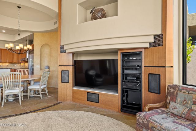 13854 N Open Green Drive, Oro Valley, AZ 85755