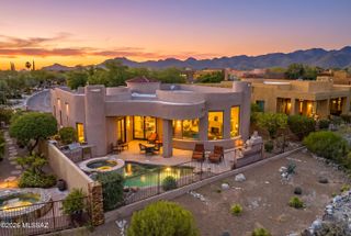 13854 N Open Green Drive, Oro Valley, AZ 85755