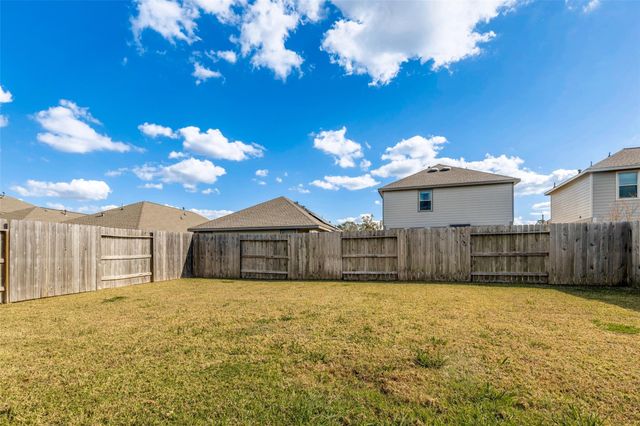 18955 Buckley Oak Drive, New Caney, TX 77357