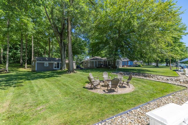 61626 Lagoon Drive, Penn Twp, MI 49031
