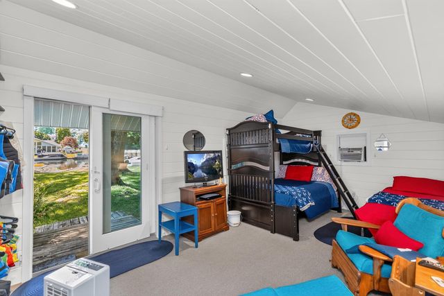 61626 Lagoon Drive, Penn Twp, MI 49031