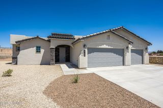 709 Basha Arc, Las Cruces, NM 88005