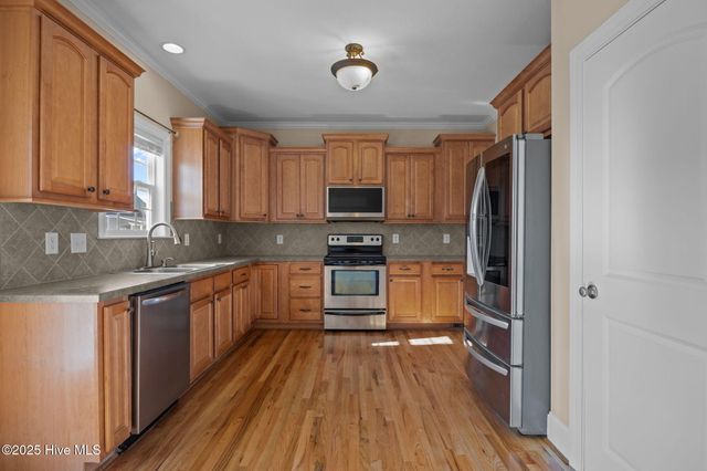 1129 Bryson Drive, Greenville, NC 27834