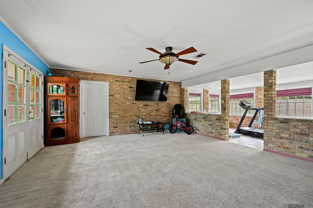 12345 Gebhart Dr, Baton Rouge, LA 70816