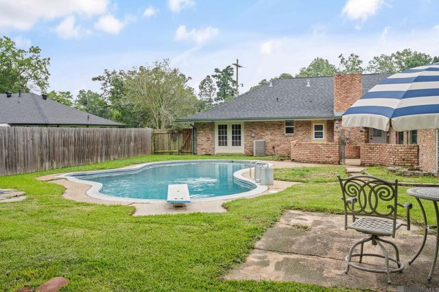 12345 Gebhart Dr, Baton Rouge, LA 70816