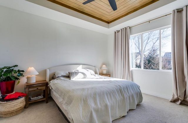 1605 N Lakeside Dr, Andover, KS 67002