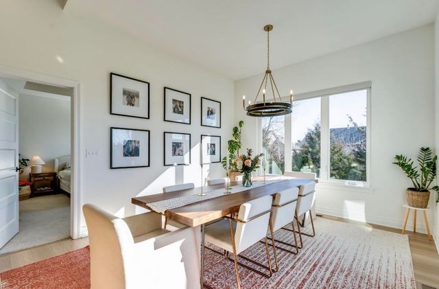 1605 N Lakeside Dr, Andover, KS 67002