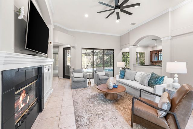 4345 Carriage Lane, Destin, FL 32541