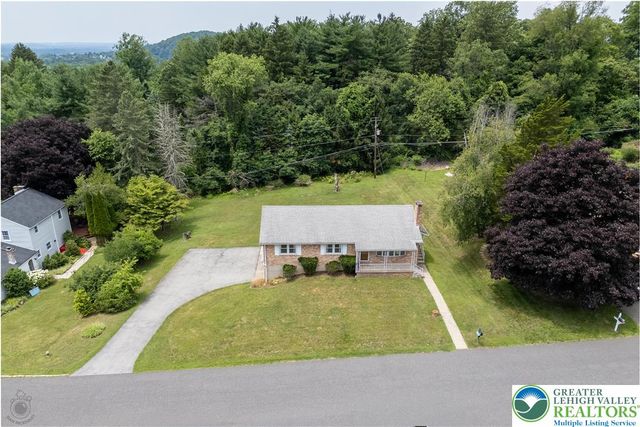 735 Gottwald Drive, Bethlehem City, PA 18015