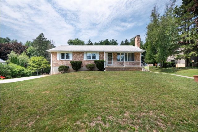 735 Gottwald Drive, Bethlehem City, PA 18015