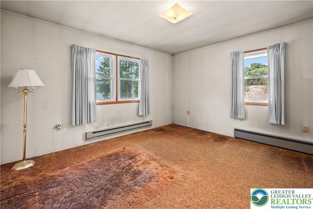 735 Gottwald Drive, Bethlehem City, PA 18015