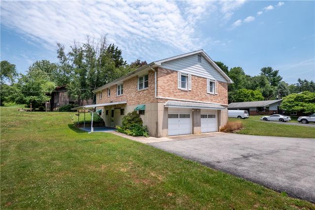 735 Gottwald Drive, Bethlehem City, PA 18015
