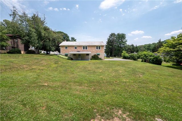 735 Gottwald Drive, Bethlehem City, PA 18015