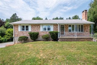 735 Gottwald Drive, Bethlehem City, PA 18015