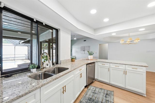 2721 BRIARPATCH DRIVE, Valrico, FL 33596