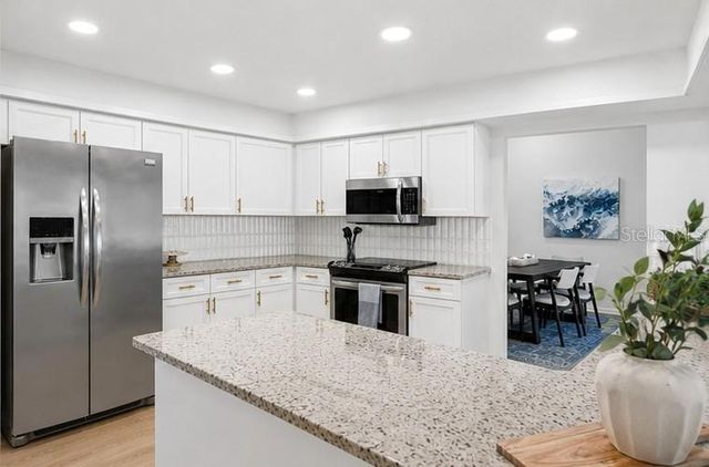 2721 BRIARPATCH DRIVE, Valrico, FL 33596