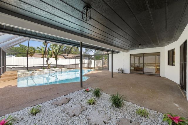 2721 BRIARPATCH DRIVE, Valrico, FL 33596