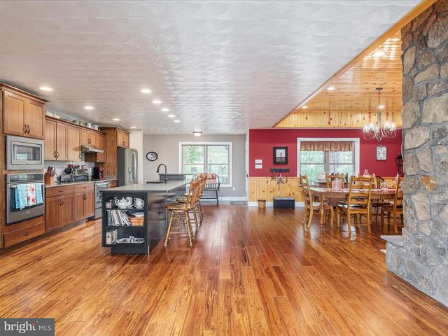 1996 BUCK MOUNTAIN RD, Bentonville, VA 22610