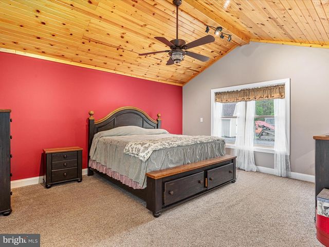 1996 BUCK MOUNTAIN RD, Bentonville, VA 22610