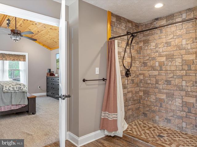 1996 BUCK MOUNTAIN RD, Bentonville, VA 22610