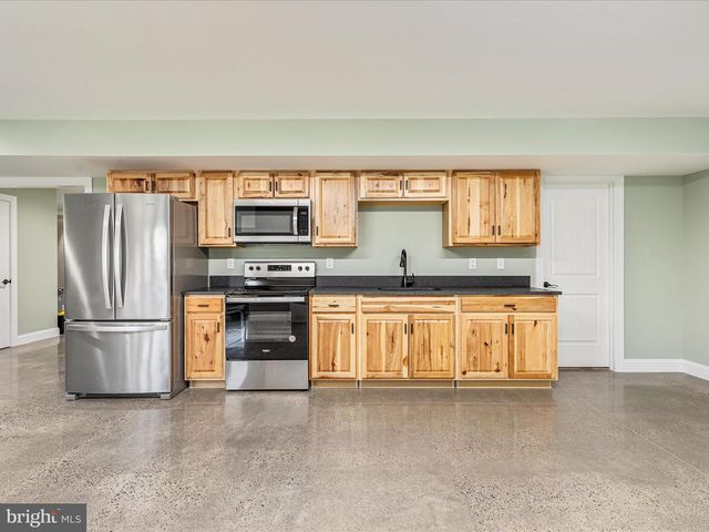 1996 BUCK MOUNTAIN RD, Bentonville, VA 22610